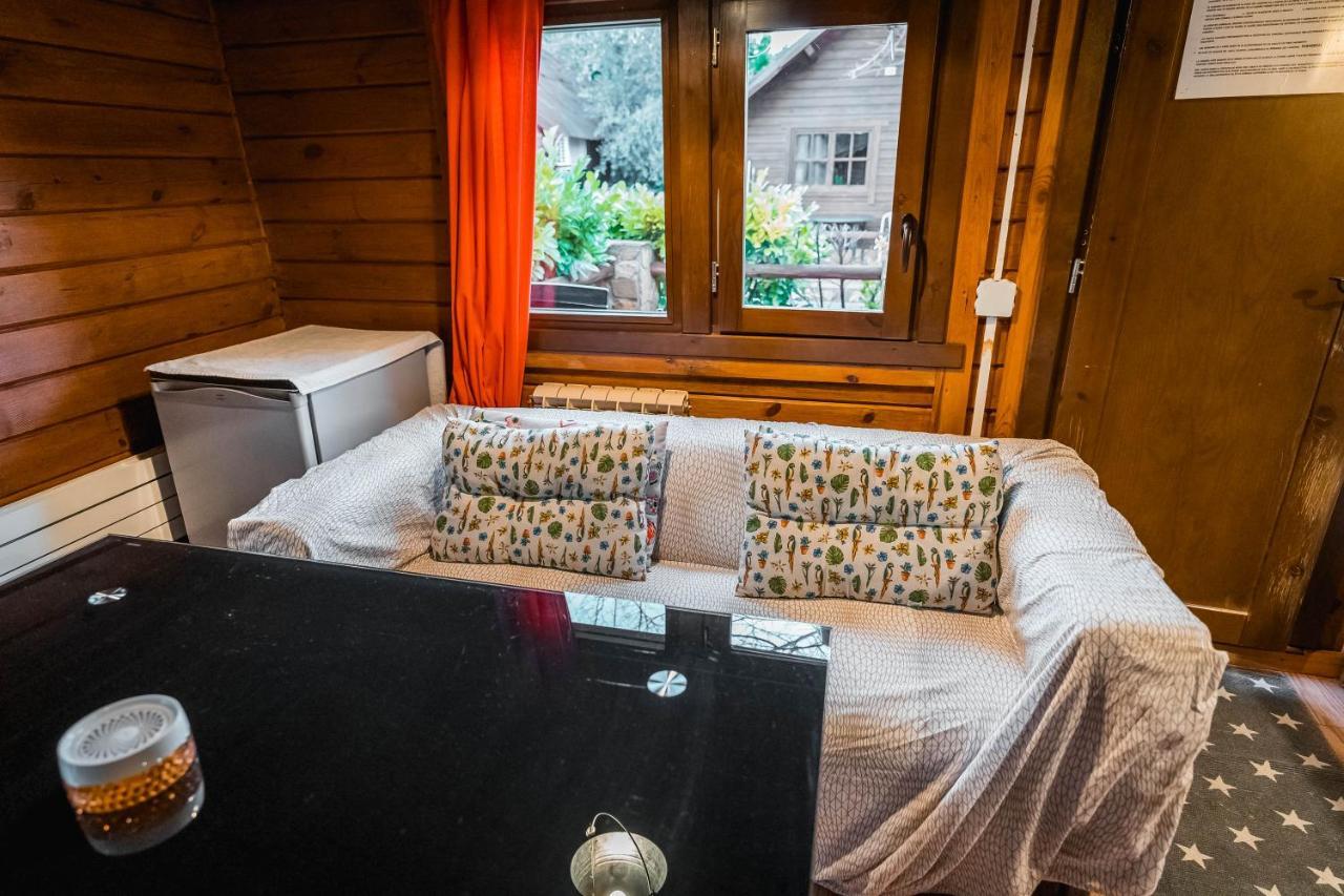 Fuente Del Lobo Glamping & Bungalows - Adults Only Pinos Genil Buitenkant foto