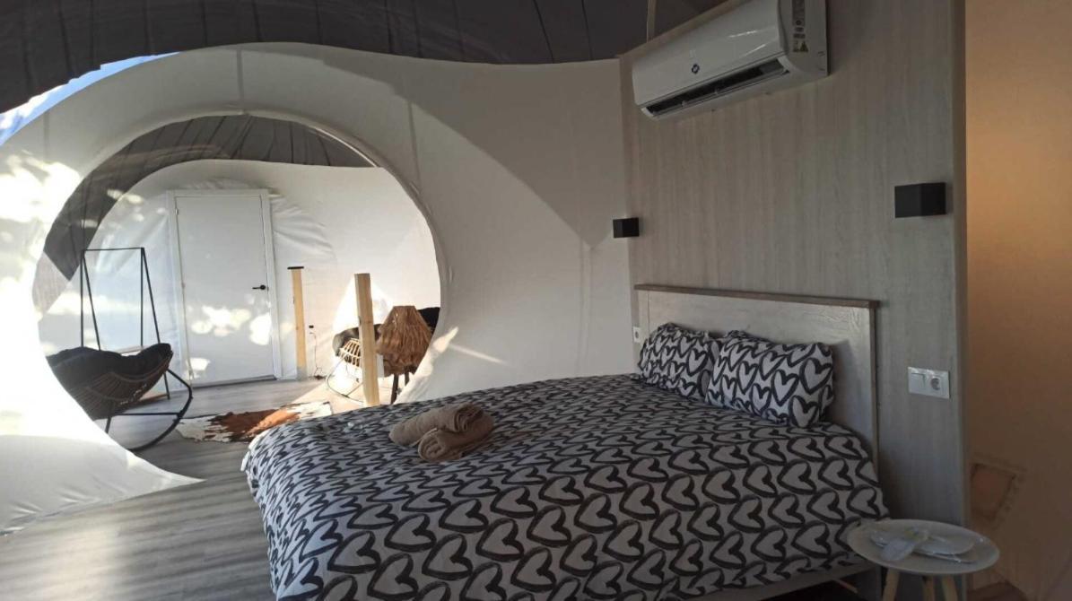 Fuente Del Lobo Glamping & Bungalows - Adults Only Pinos Genil Buitenkant foto