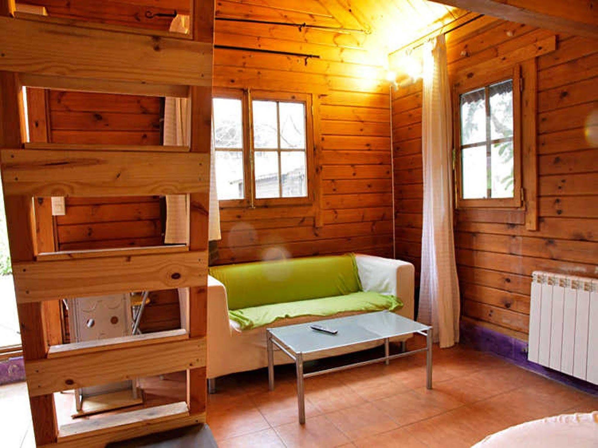 Fuente Del Lobo Glamping & Bungalows - Adults Only Pinos Genil Buitenkant foto