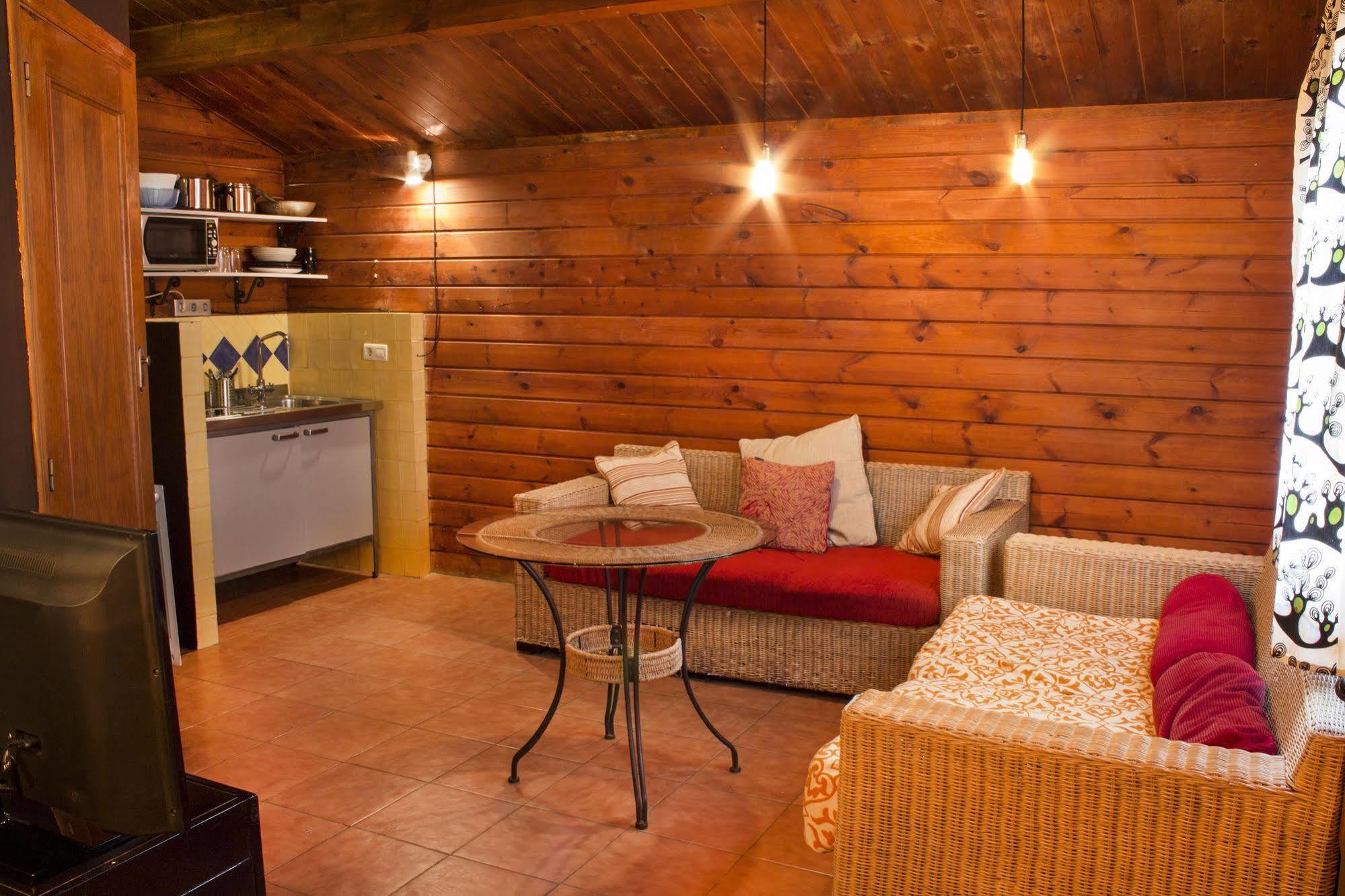 Fuente Del Lobo Glamping & Bungalows - Adults Only Pinos Genil Buitenkant foto
